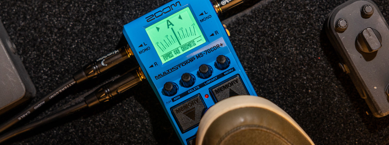 Zoom MS-70CDR+ es un pedal multiefectos para guitarra, bajo, teclado y otros instrumentos con un arsenal de 149 efectos espaciales