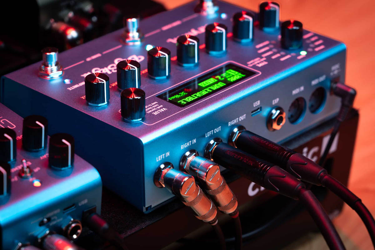 Strymon Big Sky MX presenta entradas/salidas estéreo ofrecen amplitud, con preamplificadores de Clase A JFET, control MIDI completo y ajuste en tiempo real mediante pedal.