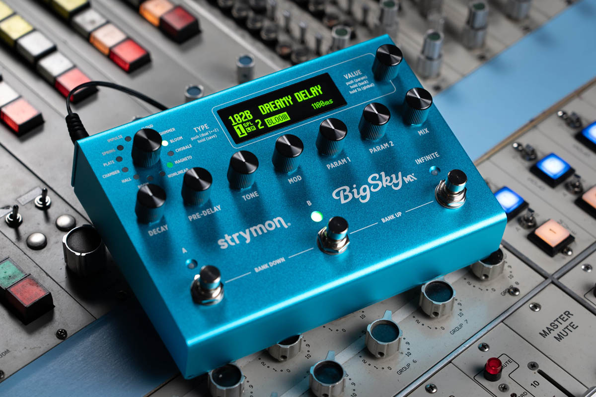 Strymon Big Sky MX es un pedal de efectos de reverberación multiuso que ofrece una amplia gama de opciones sonoras. Con 12 tipos diferentes de reverberación